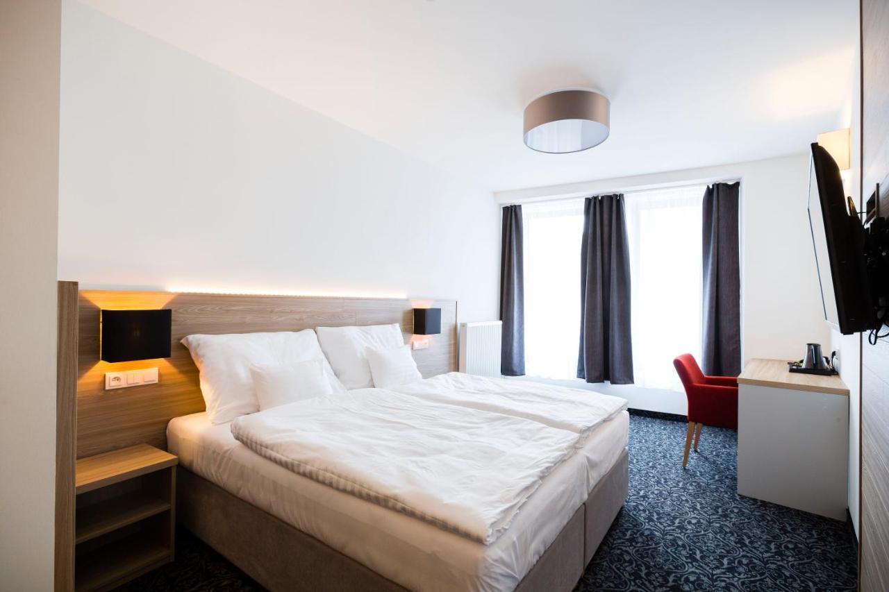 Hotel Koflík Strakonice Eksteriør billede